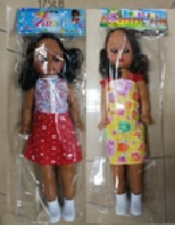 MUÑECA C/MUSICA 17.5" EN FUNDA