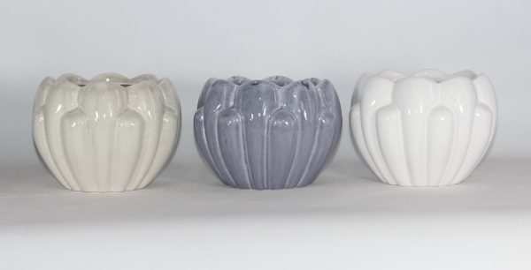FLORERO DE PORCELANA 20X20X15 B/CR/GR