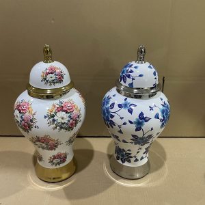 FLORERO C/TAPA DE PORCELANA C/DISEÑO 18X18X38 A/R