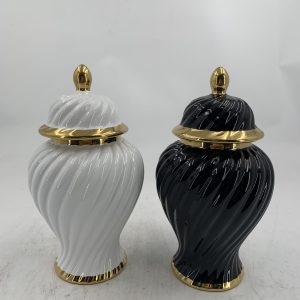 FLORERO C/TAPA DE PORCELANA 16X16X30CM