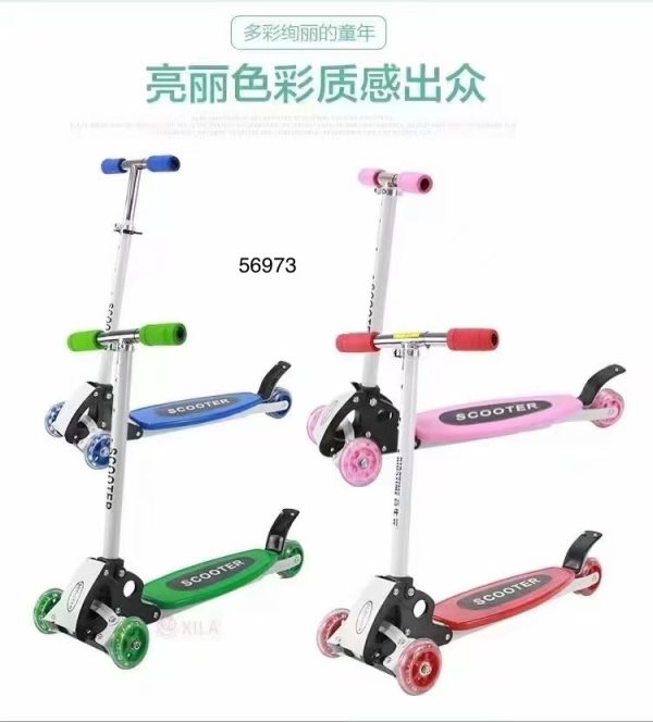 PATINETA METAL 3 RUEDAS C/LUZ 64X21X78CM