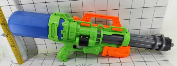 PISTOLA DE AGUA FUNDA