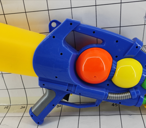 PISTOLA DE AGUA FUNDA