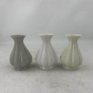 FLORERO DE PORCELANA 9X9X20CM