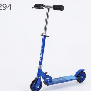 PATINETA ALUMINIO C/LUZ 63X10X76CM